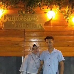 Ratna Nur Malasari profile icon