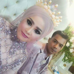 Ela Yanti profile icon