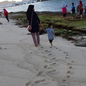 Rizka Wulandari profile icon