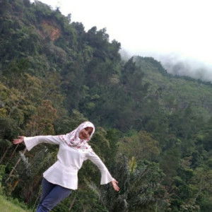 Erna Pujiastuti profile icon