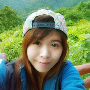 พลอย profile icon