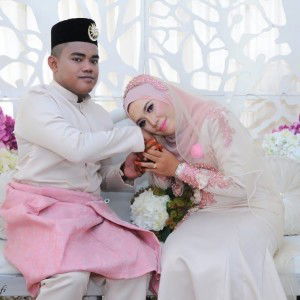 Aizatul Ain profile icon