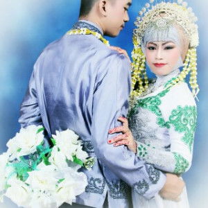 Sri Rahayu profile icon