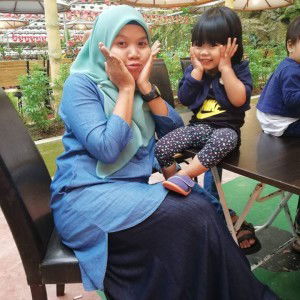 Siti Nur Hazariah Abdrazak profile icon