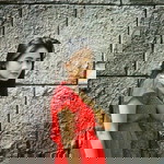 Ria Surya Pratiwi profile icon