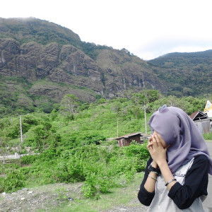 Riri Rezky Ramadani profile icon