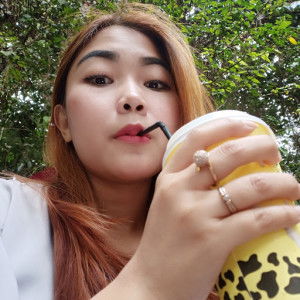 Ratih Purnamasari profile icon