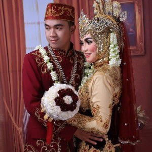 Agustina Ika Mecca profile icon