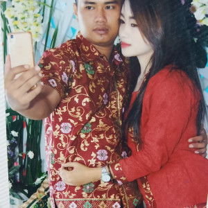 Bunda April profile icon