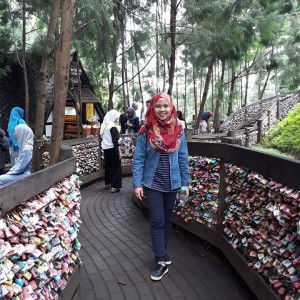 Siti Dania Amin profile icon