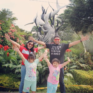 Nia Agung profile icon