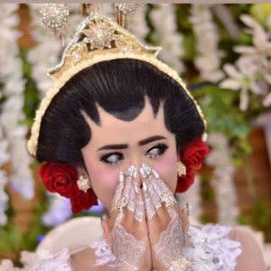 Tri Kiki Achmalina profile icon