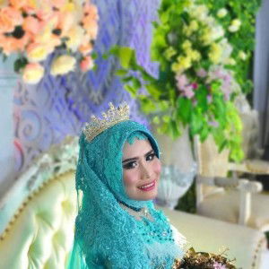 Pungky Dini Febrianti profile icon