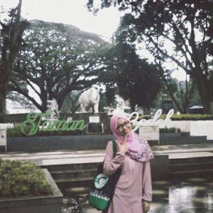 RIÀ Abrar profile icon