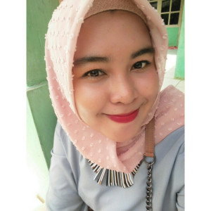 Evi Oktaviani profile icon