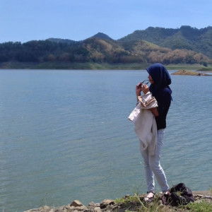 Nadhirotul ulfa profile icon