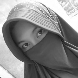 Cici Yulyanie profile icon