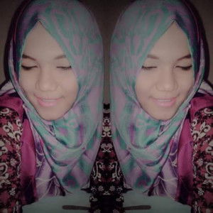 Retno Chaer profile icon