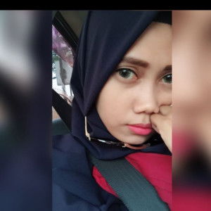 Rinrin Risani Rahmawati profile icon