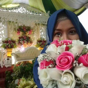 Nugraheni Vickytasari profile icon