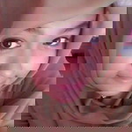 Nova Agustina profile icon