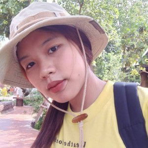 Mother's love child profile icon