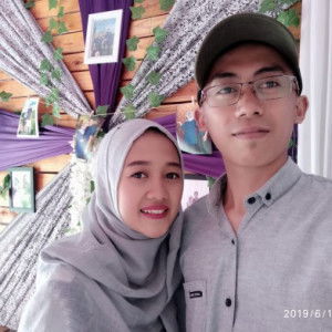 Novianti Indahsari profile icon