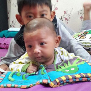 Dwi Risky Handayani profile icon