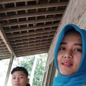 Ciciix QueenZa Bee profile icon