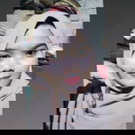 Putri Arum profile icon