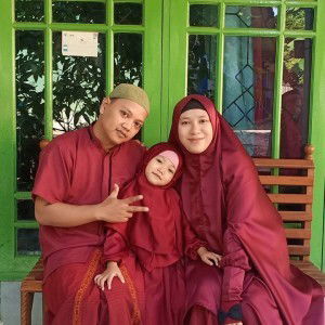 Eva Purnamasari profile icon