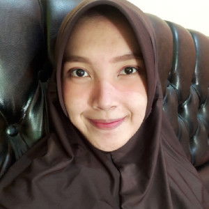 Wina Okti profile icon