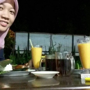 Rohmawati Yeti profile icon