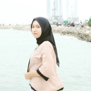 Hesti Puspita Winda Riyana profile icon