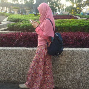 Niar Devi Minari profile icon