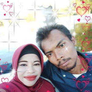 Lestari Tari profile icon