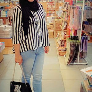 Damayanti Huzai profile icon