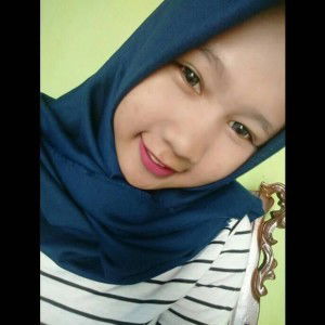 Putrii Rohmawatii profile icon