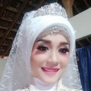 Ananda Erlin Anggraini profile icon