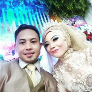 Cici Sri Wahyuni profile icon