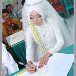 Tika Anggun profile icon