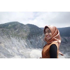 Yulli Nurlia profile icon