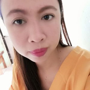 liza quinones profile icon