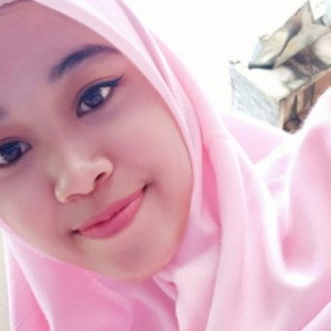 Erlina Wahyu S profile icon
