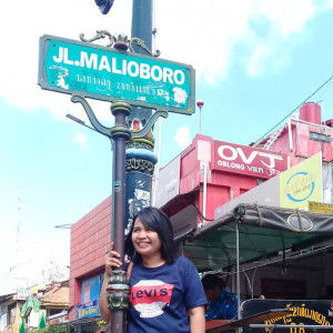 Ninik Minarni profile icon