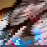 Desi Indriyani profile icon