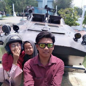 Eva Trianaa profile icon