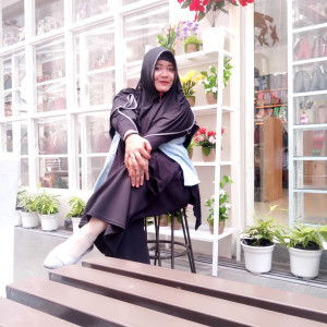 Lia Ayu Prawoto profile icon