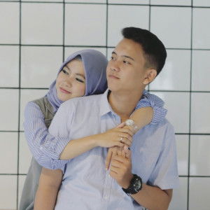 dini mardiani profile icon