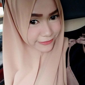 Santi Lestari profile icon